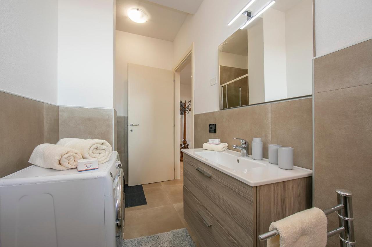 Villa Teresa Apt Lake Garda View - Happy Rentals Soiano Del Lago Eksteriør billede